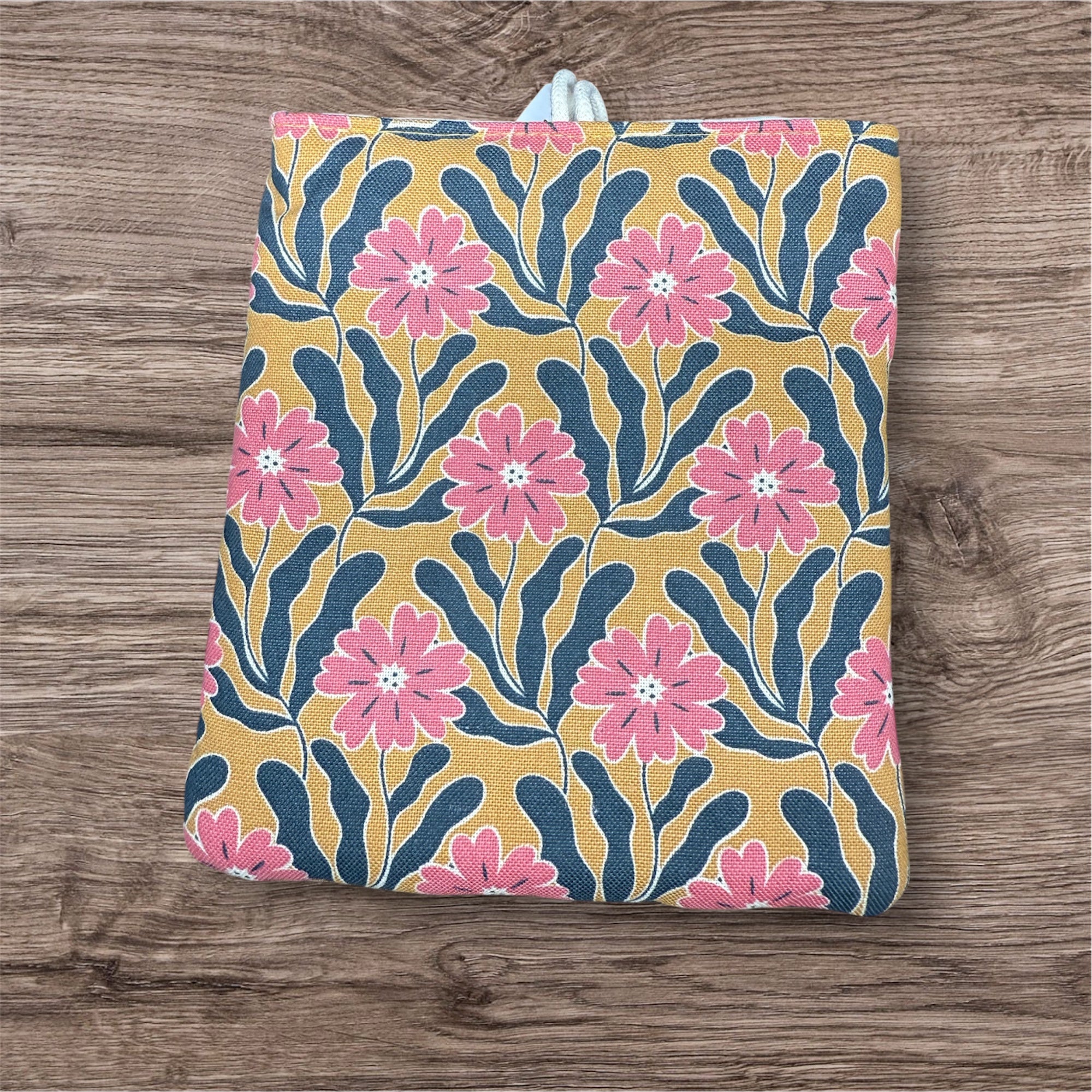 Pochette à livre de poche – Les dés d’Az