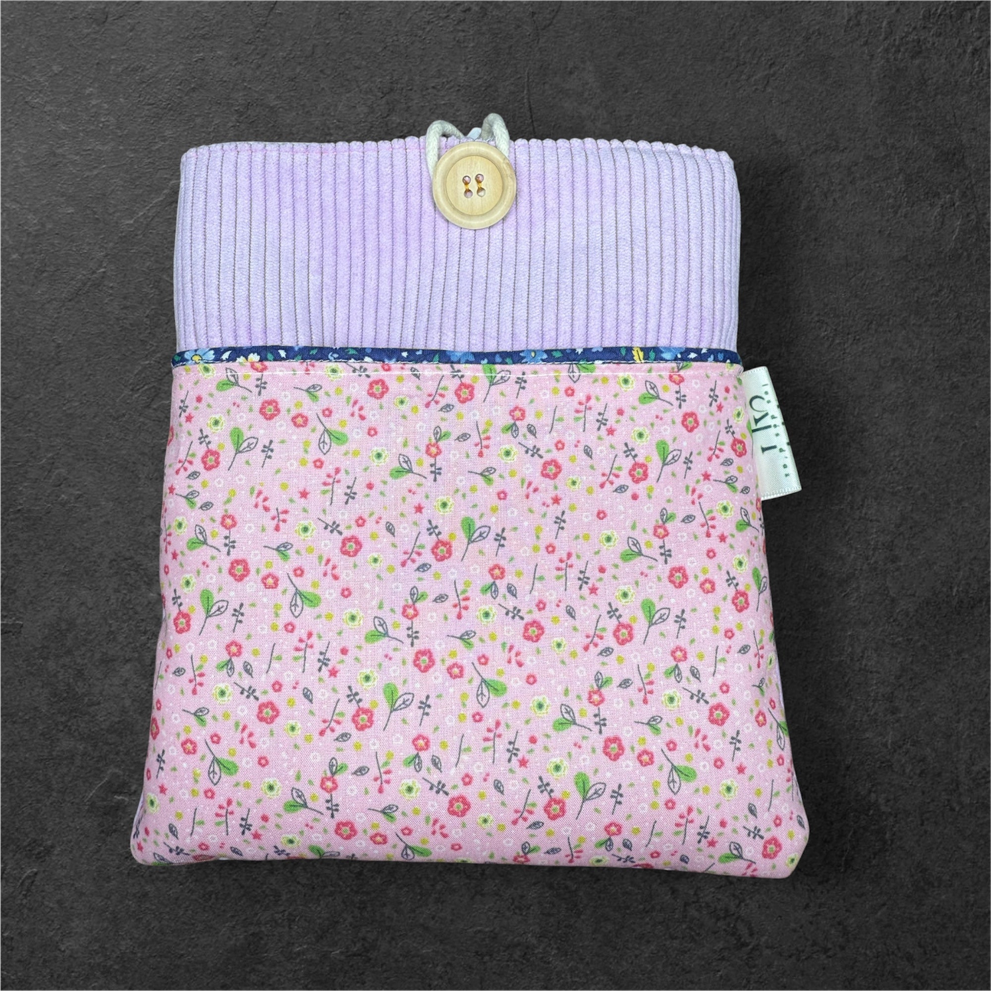 Pochette à livre de poche – Les dés d’Az