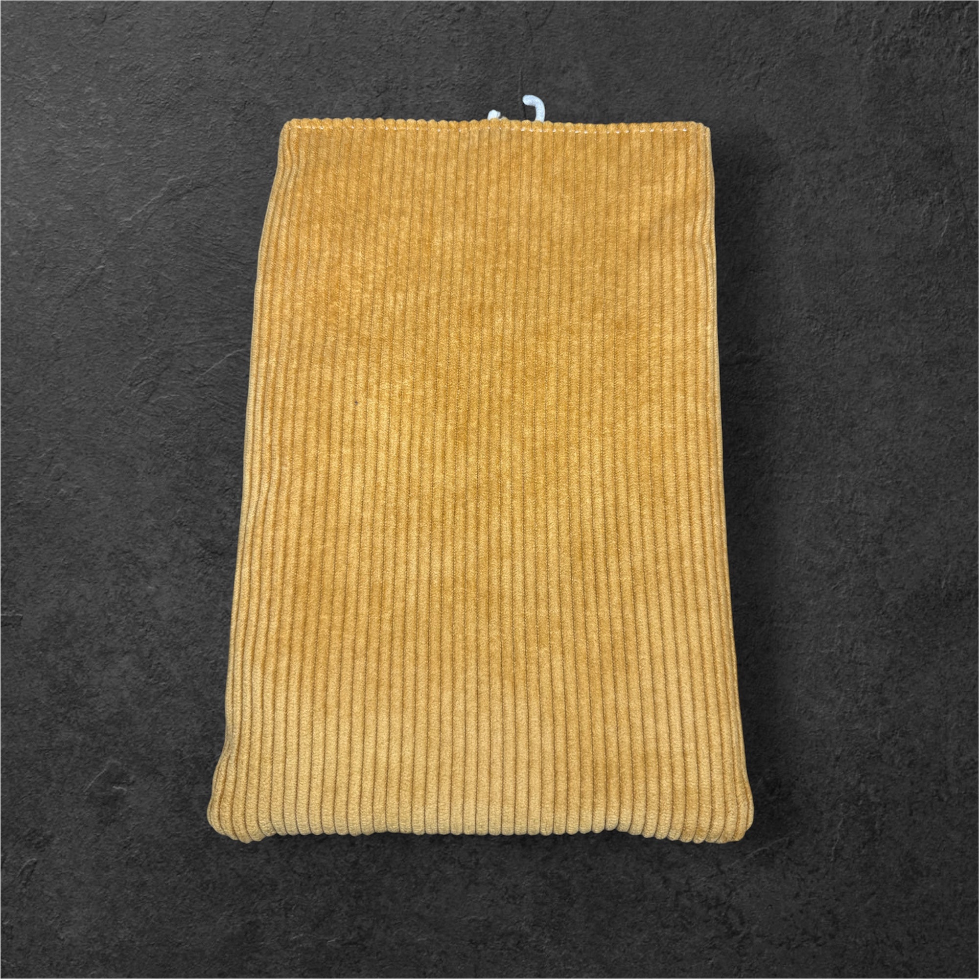 Pochette à livre grand format – Les dés d’Az