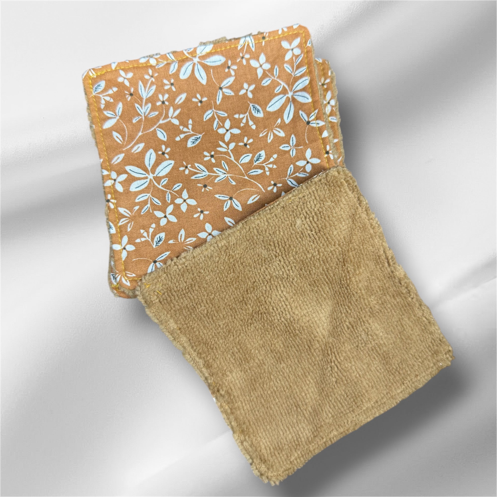 Lot de 5 lingettes démaquillantes – Les dés d’Az