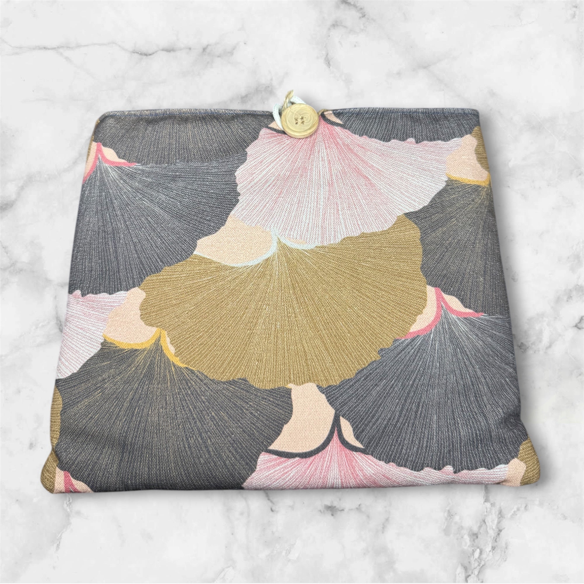 Pochette iPad – Les Dés d’Az