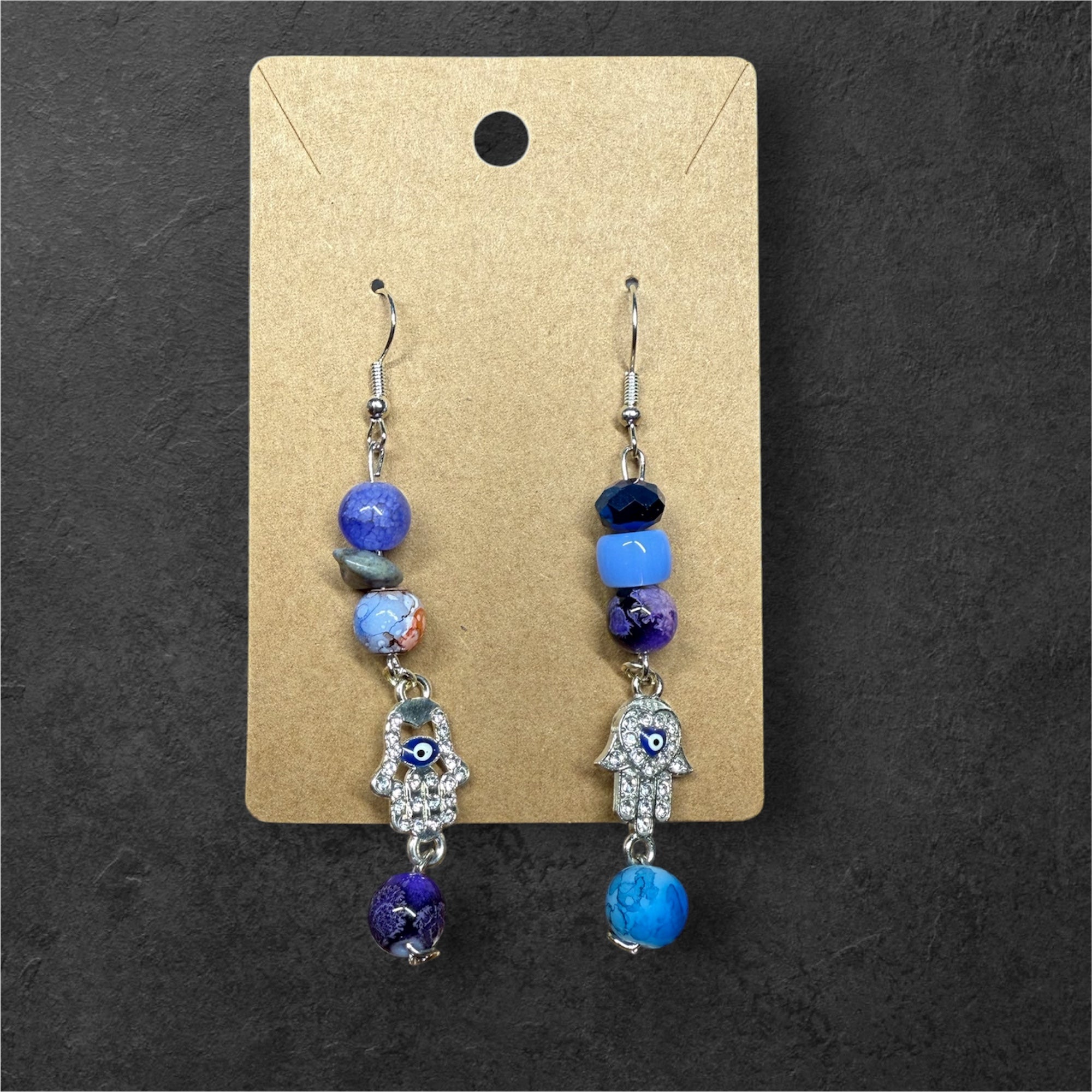 Boucles d’oreilles mains / pièce unique